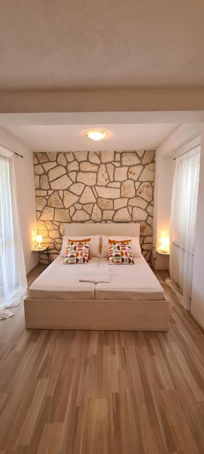 Apartments Antonia Hvar Town Exterior foto